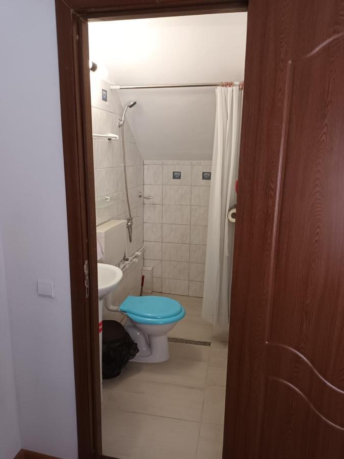 Cazare Adela Horezu Exteriör bild